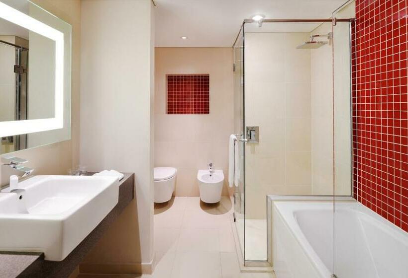 Номер Executive, Novotel Dubai Al Barsha