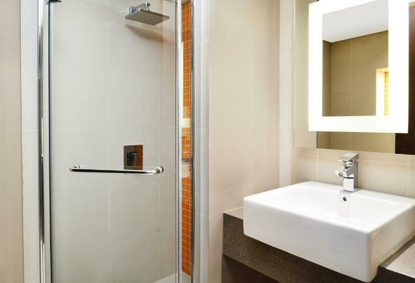 Люкс 3 Спальни, Novotel Dubai Al Barsha