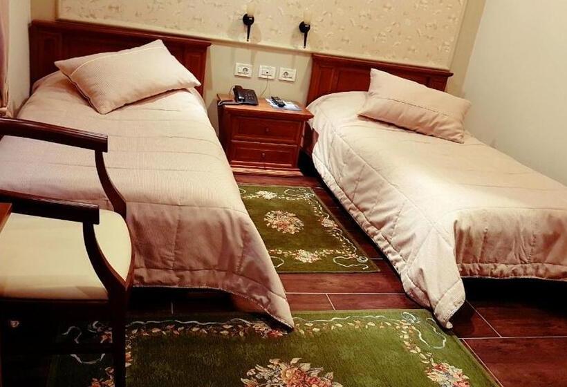 标准单人间, Vila Sigal Pogradec