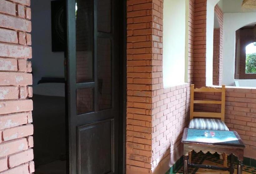 Balkonlu Standart Oda, Targafit Hotel & Hammam