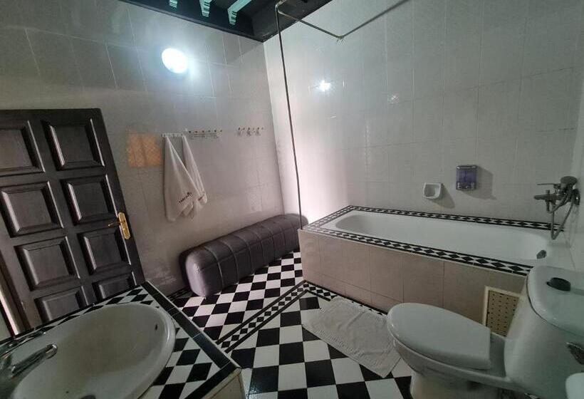 Havuz Manzaralı 1 Yatak Odalı Daire, Targafit Hotel & Hammam