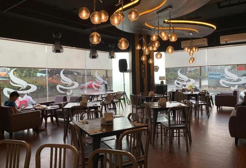 استودیوی استاندارد, Luxanos Condo Place  San Marino