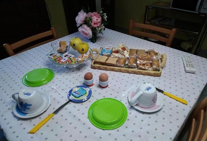 Трехместный Номер Стандарт Совместная Ванная, Bed And Breakfast La Campanula