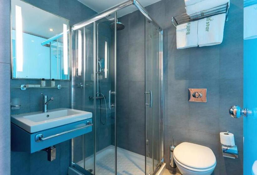 Quarto Estandar, Bali Star Resort