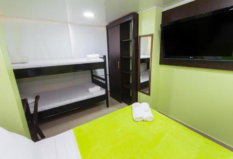 Четырехместный Номер Стандарт, Marina Suites By Geh Suites