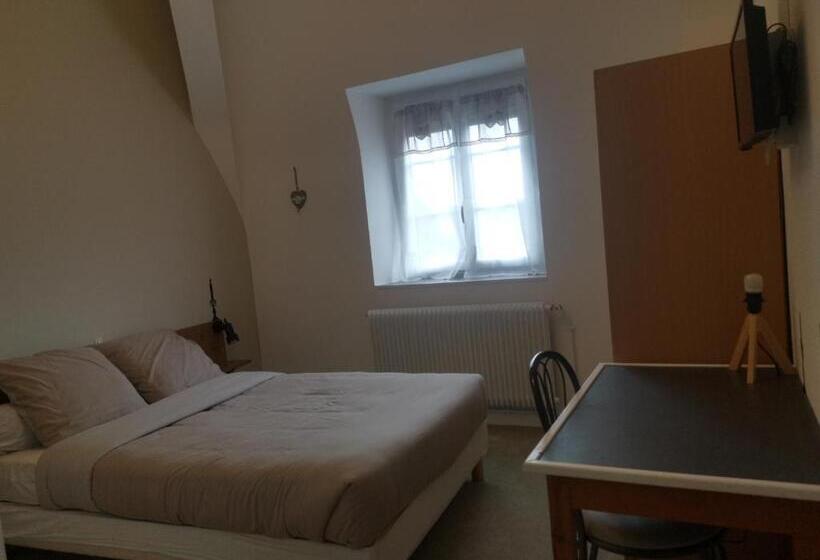 Номер Стандарт, Auberge Du Mail