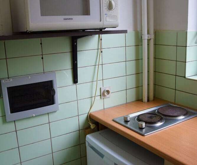 إستوديو قياسى, Budget Flats Antwerpen