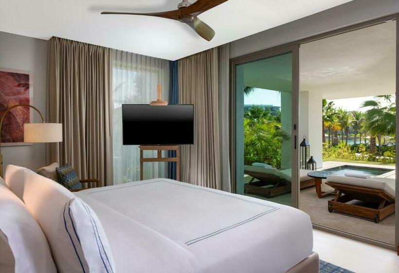 Suite cu Vedere Laterală la Mare, Conrad Punta De Mita