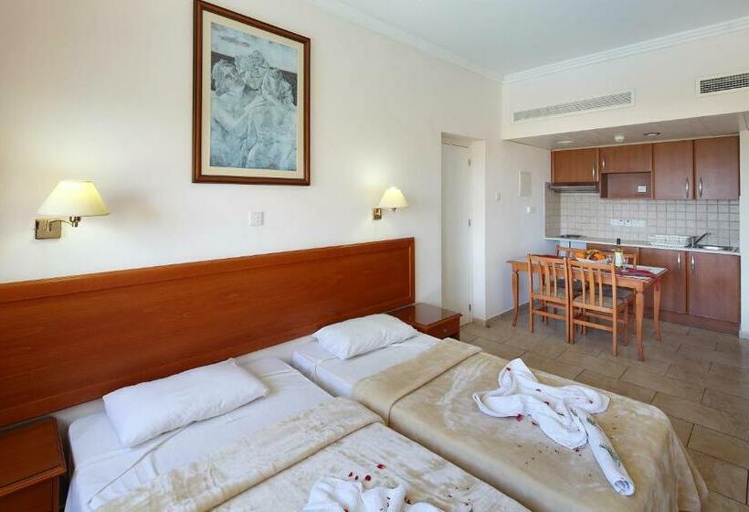 ２ベッドルームアパートメント, Panareti Coral Bay Resort