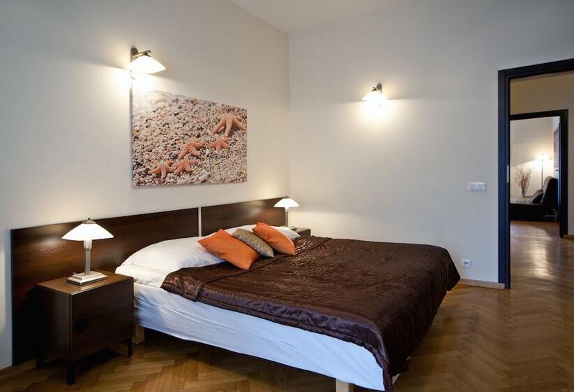 Apartamento 2 Quartos Vista Jardim, 4seasons﻿ Apartments Cracow