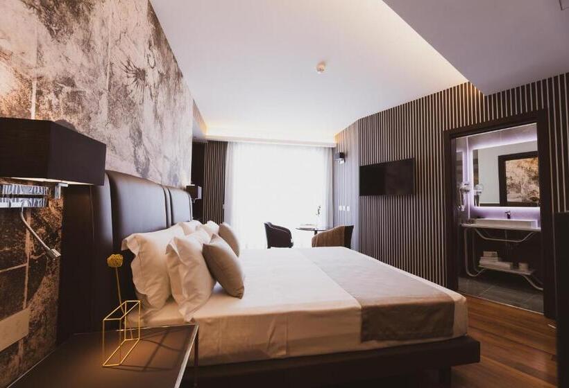 Номер Executive, Callistos Hotel & Spa
