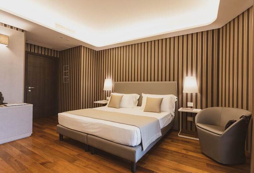 Четырехместный Номер Ejecutiva, Callistos Hotel & Spa