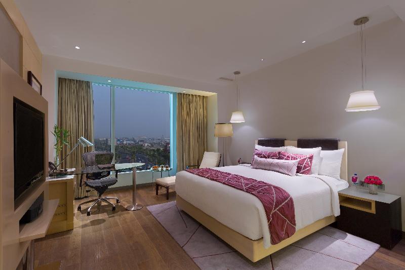 Номер Клуб, Crowne Plaza Greater Noida, An Ihg