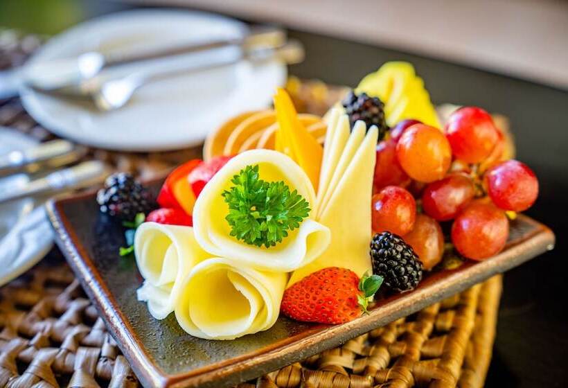 اتاق استاندارد با چشم‌انداز استخر, Jewel Paradise Cove Adult Beach Resort & Spa