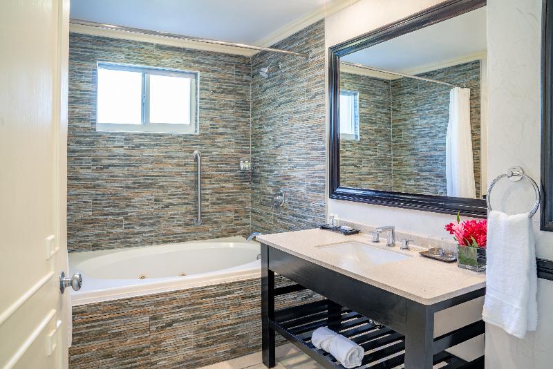 اتاق استاندارد با چشم‌انداز دریا, Jewel Paradise Cove Adult Beach Resort & Spa