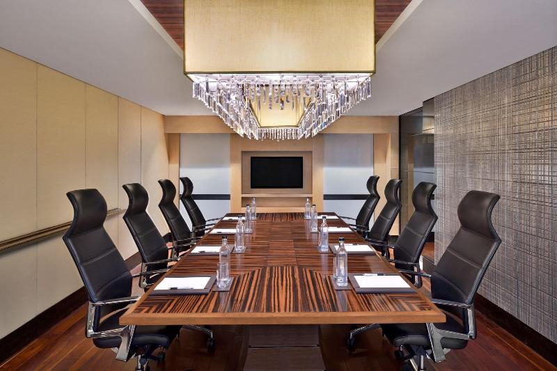 Люкс Executive Кровать Кинг, Jw Marriott Hotel New Delhi Aerocity