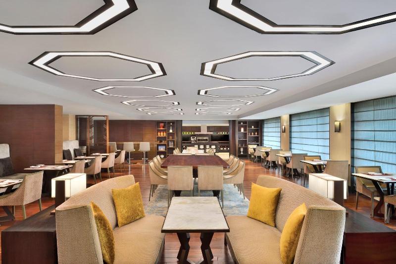 Люкс Executive Кровать Кинг, Jw Marriott Hotel New Delhi Aerocity