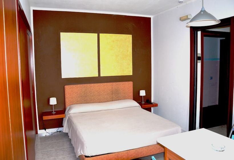 스탠다드 스튜디오, Residence Europa