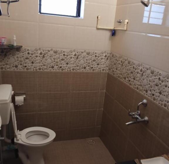Quarto Deluxe com Sacada, Neelchand