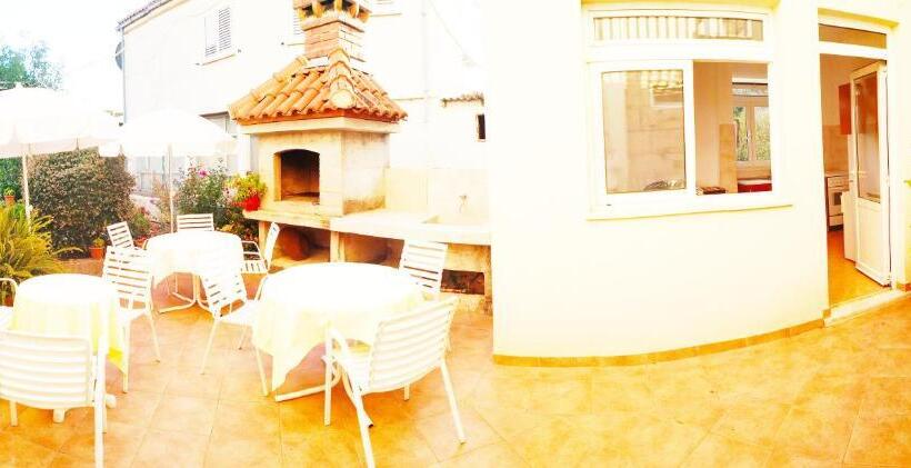 Family Suite, Apartments And Rooms With Parking Space Mlini, Dubrovnik   8835