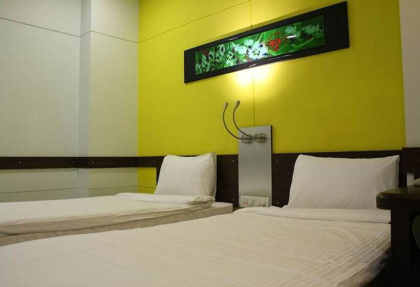 Номер Стандарт, Ginger  Faridabad