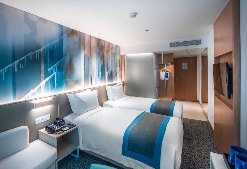 Номер Стандарт, Holiday Inn Express Manila Newport City, An Ihg