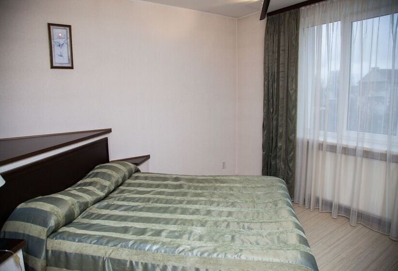 سوییت, Premier Hotel Kostroma