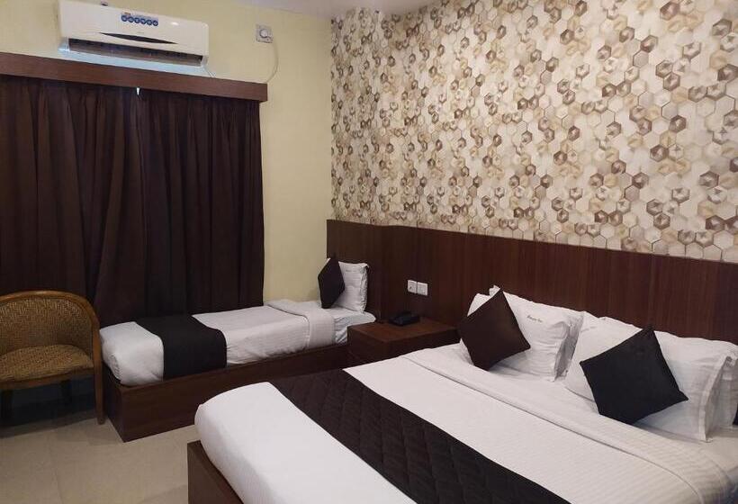 Трехместный Номер Deluxe, Parkwayinn