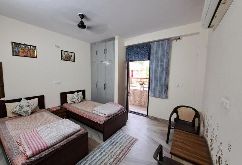غرفة ديلوكس مطلة على الجبل, Jaipur View