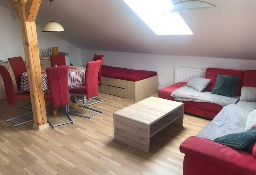 Апартаменты 3 Спальни, Apartmány Diana