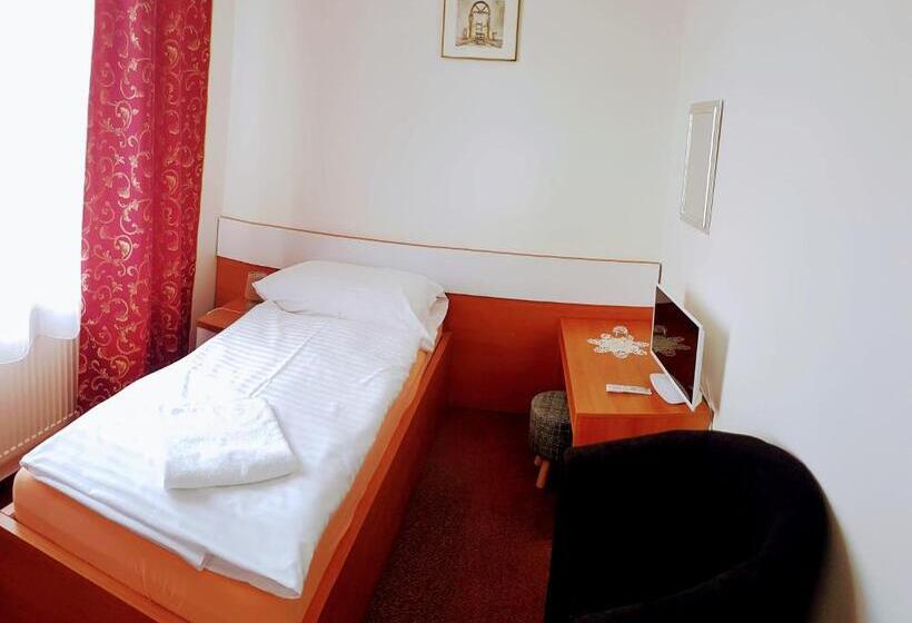 Номер Стандарт Индивидуальный, Agrohotel Tri Brezy