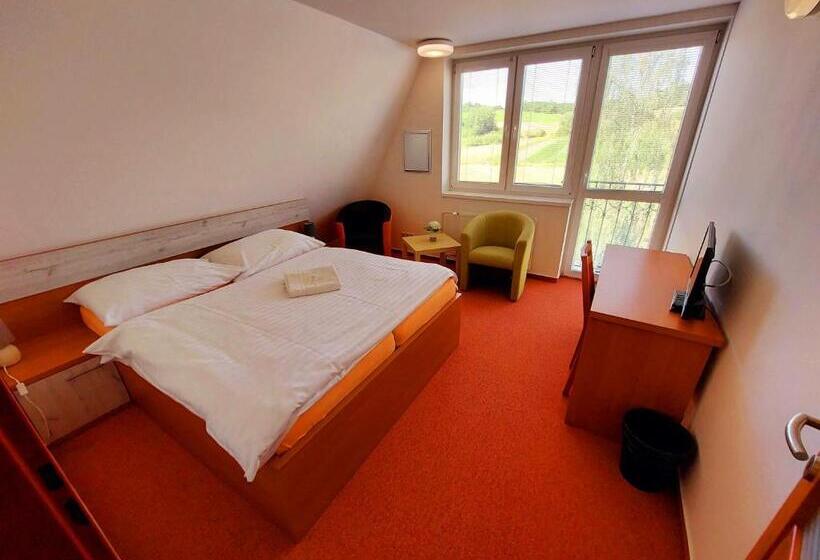 Номер Стандарт, Agrohotel Tri Brezy