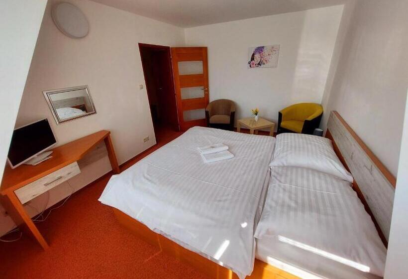 Номер Стандарт, Agrohotel Tri Brezy