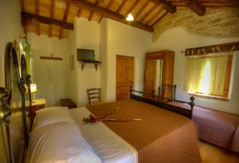 اتاق استاندارد سه نفره, Pietra Antica Agriturismo