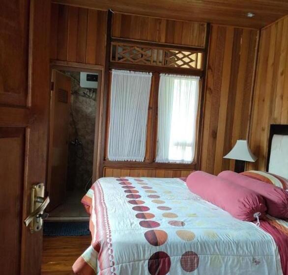 Вилла 3 Спальни, The Kulawi Villa & Resort