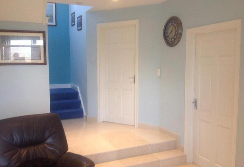חדר סטנדרט נוף להרים, Greenside B&b