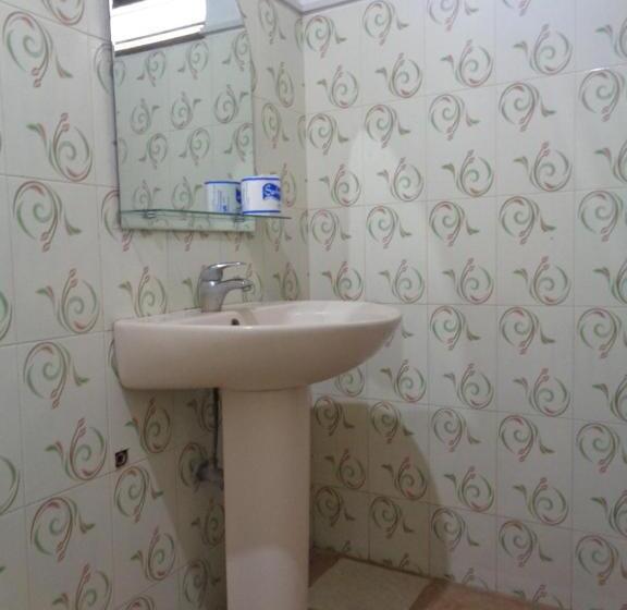 디럭스 패밀리 룸, Saranga Holiday Inn