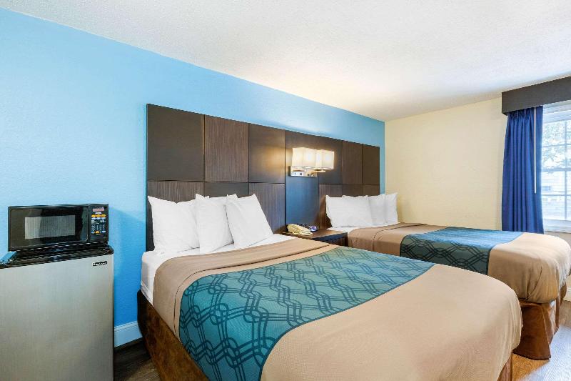 Номер Стандарт, Econo Lodge By Choice   Cape Cod