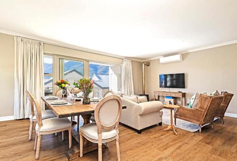 Вилла Deluxe 1 Спальня, L Ermitage   Franschhoek Chateau & Villas