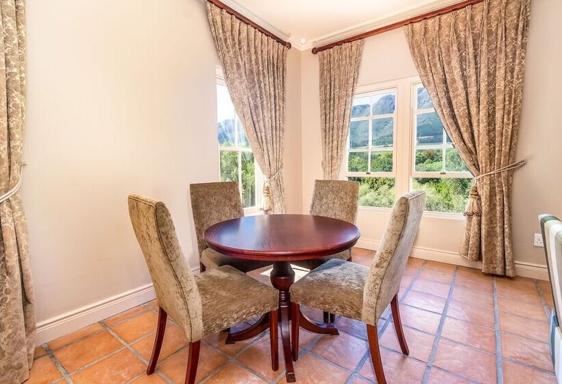 Вилла Deluxe 1 Спальня, L Ermitage   Franschhoek Chateau & Villas