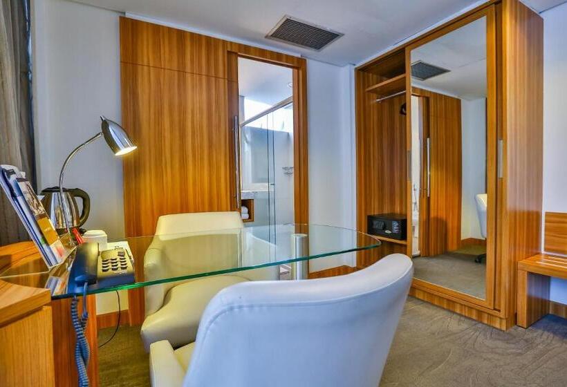 Номер Deluxe, Oft Alfre Hotels   Goiânia