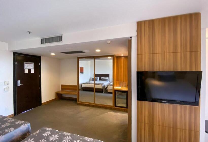 Четырехместный Номер Superior, Oft Alfre Hotels   Goiânia