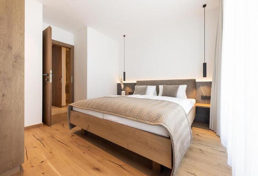 Апартаменты 1 Спальня с Видом, Max Mountain Apartments