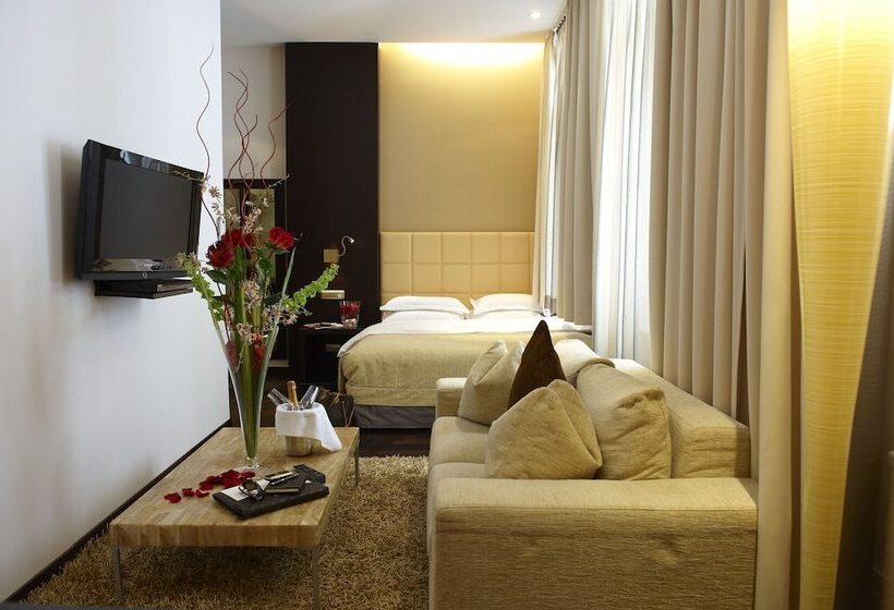 스탠다드 스튜디오, Myplace Premium Apartments
