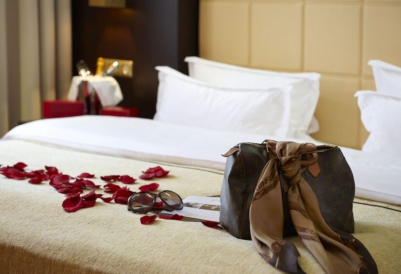 2침실 펜트하우스 아파트, Myplace Premium Apartments