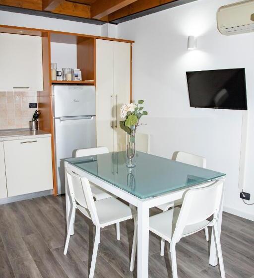 اتاق دوبلکس, Easy Milano   Rooms And Apartments Navigli