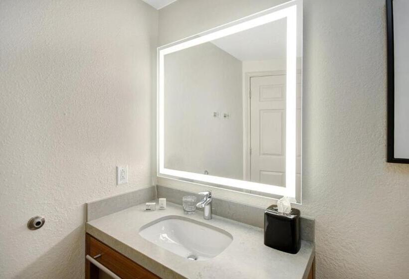 Студио Стандарт Кровать Кинг, Candlewood Suites Columbia Fort Jackson, An Ihg