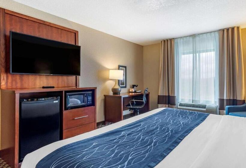 Люкс Кровать Кинг, Comfort Inn & Suites