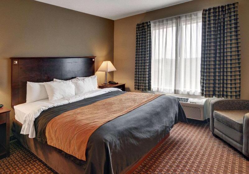 Люкс Кровать Кинг, Comfort Inn & Suites Near Lake Lewisville