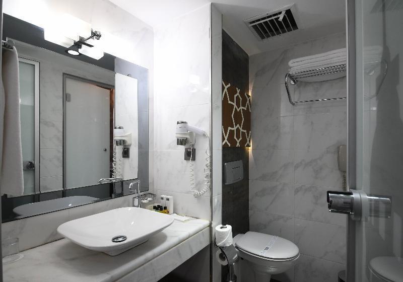 غرفة سوبيريور, Grand Mercure Phuket Patong